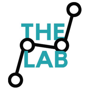 FITMOTION LAB - THE LAB - CLASSIC SNAPBACK TRUCKER HAT - WHITE - $4HK8EU$ Design
